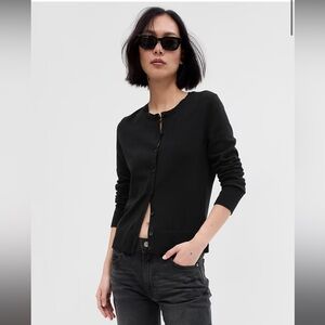 Gap Black Button-Up Crewneck Cardigan